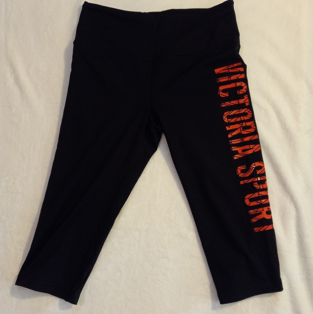 Victoria Secret VSX Workout Crop Leggings Black/Red Sz Medium